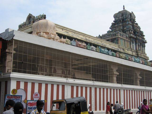 Nanganallur Anjaneyar Temple.