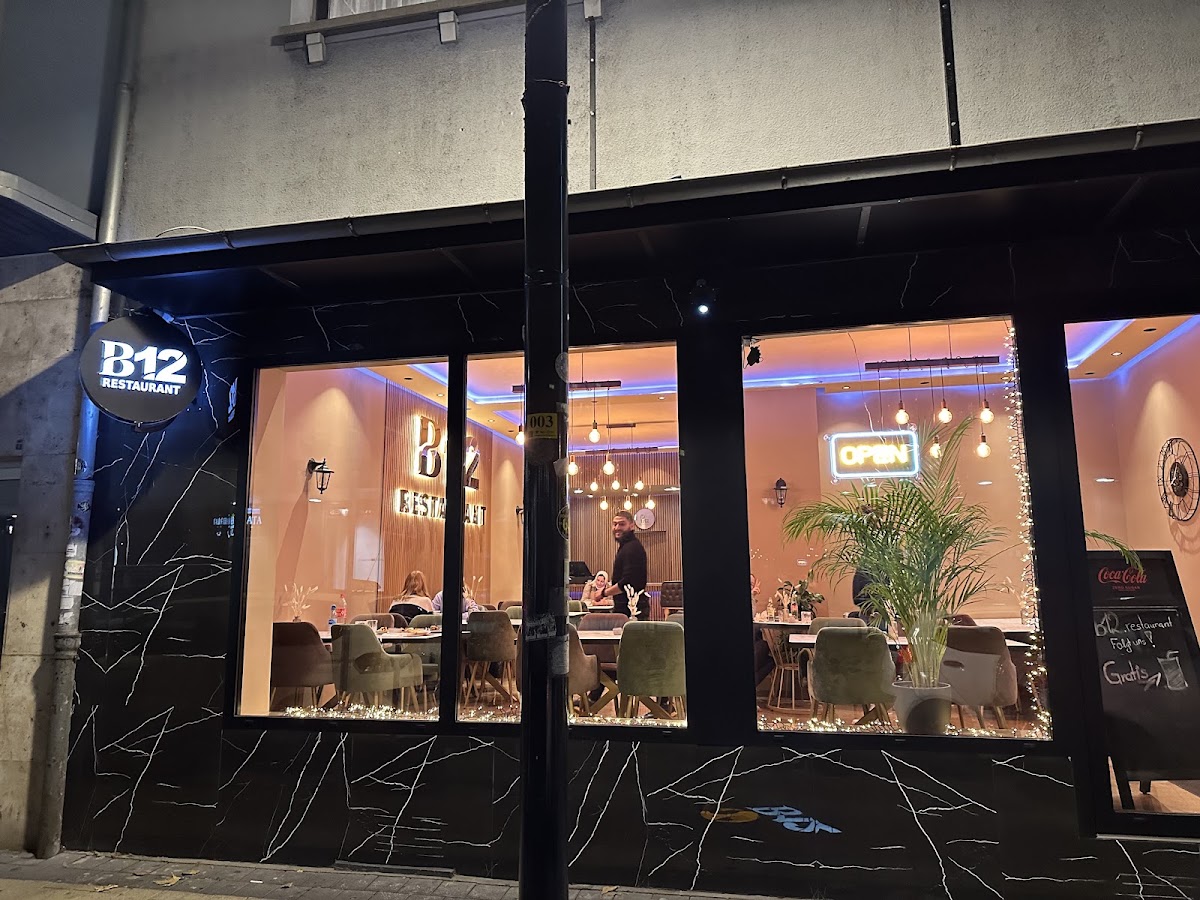 B12 Restaurant