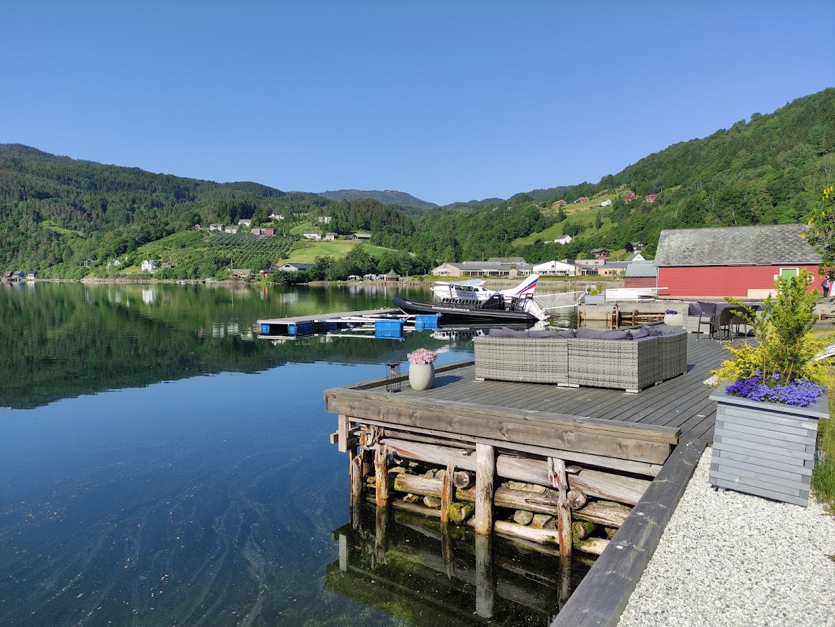 Brakanes Hotel by Fjordtind