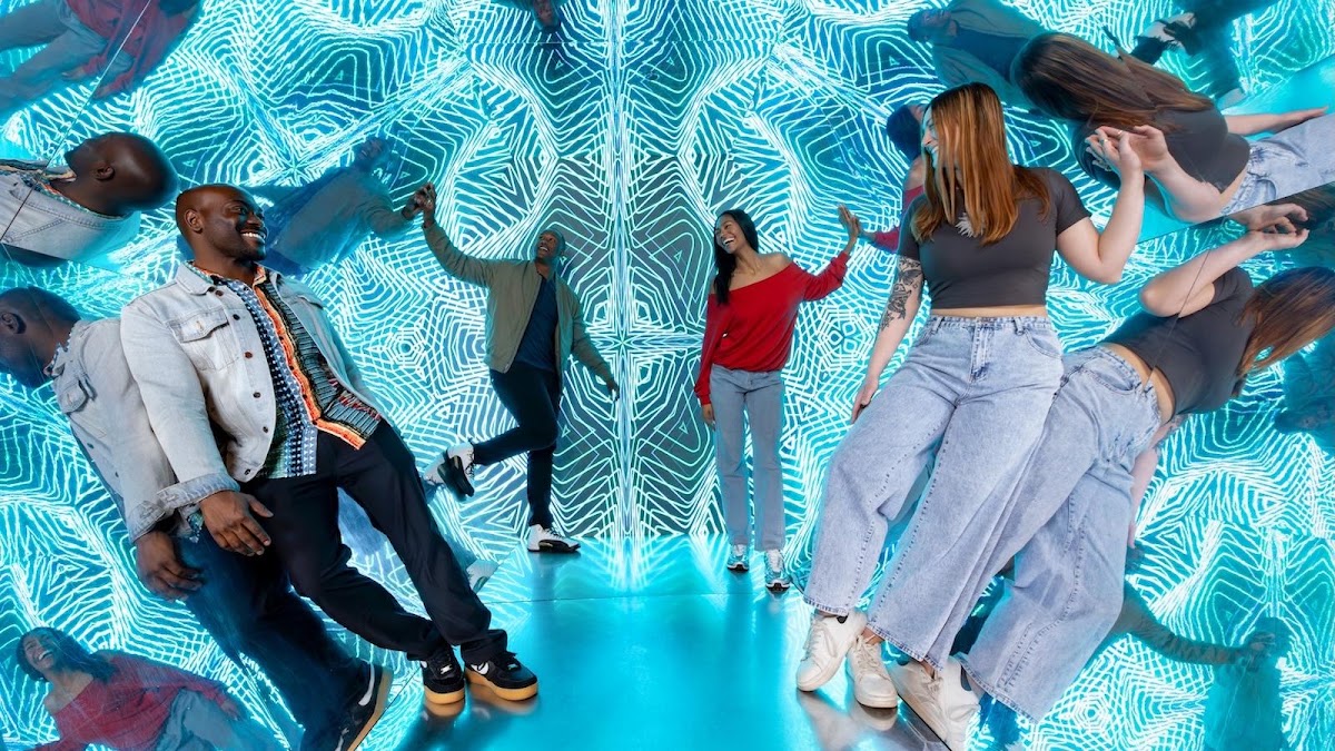 Museum of Illusions