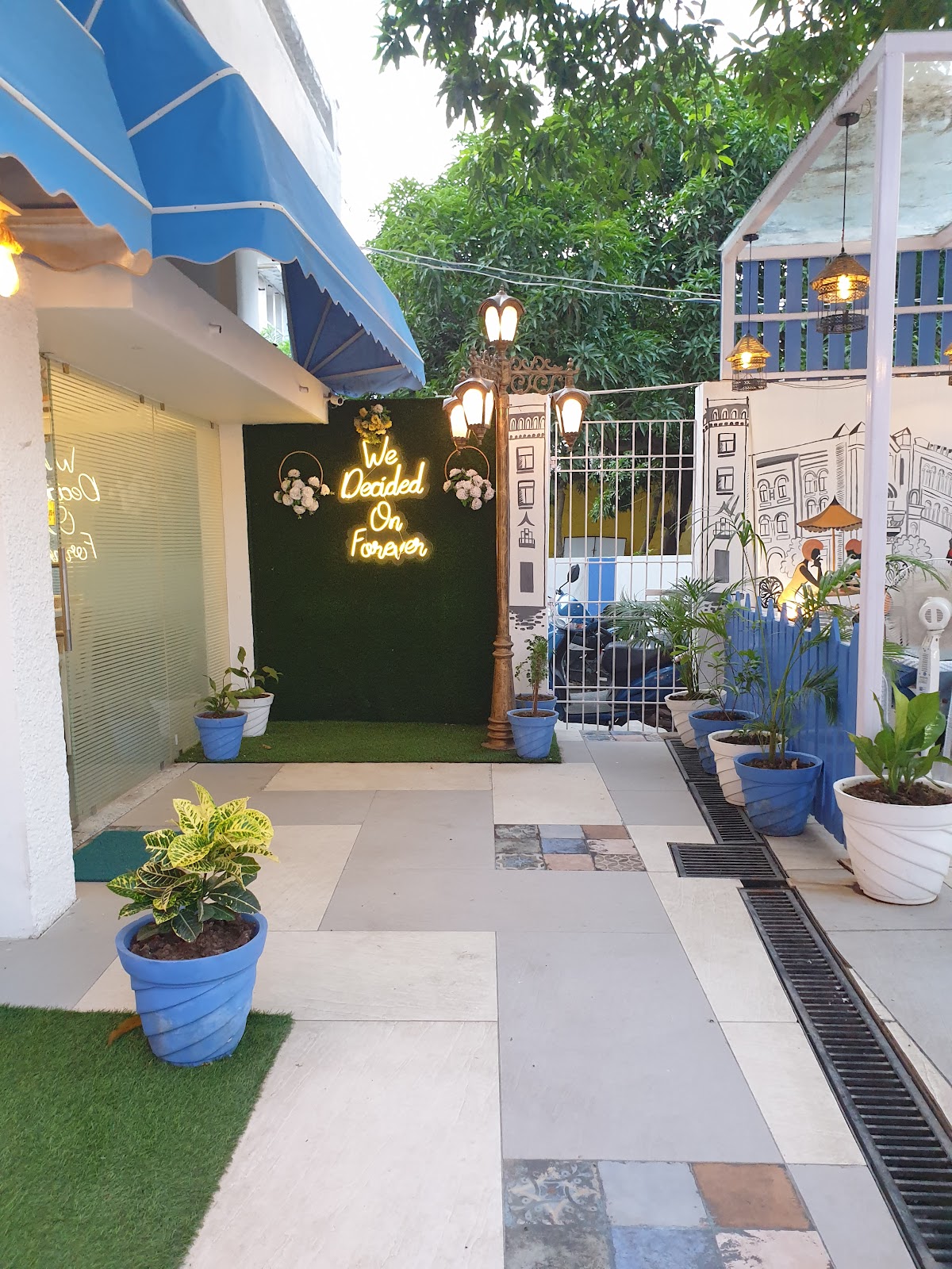 La Casa cafe