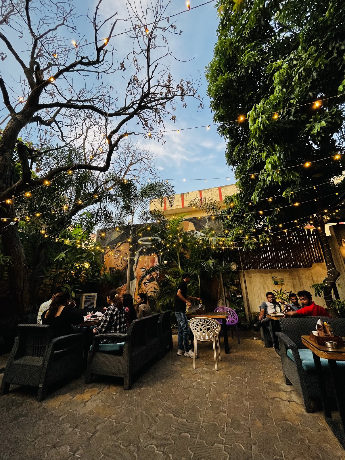 The Downtown Cafe