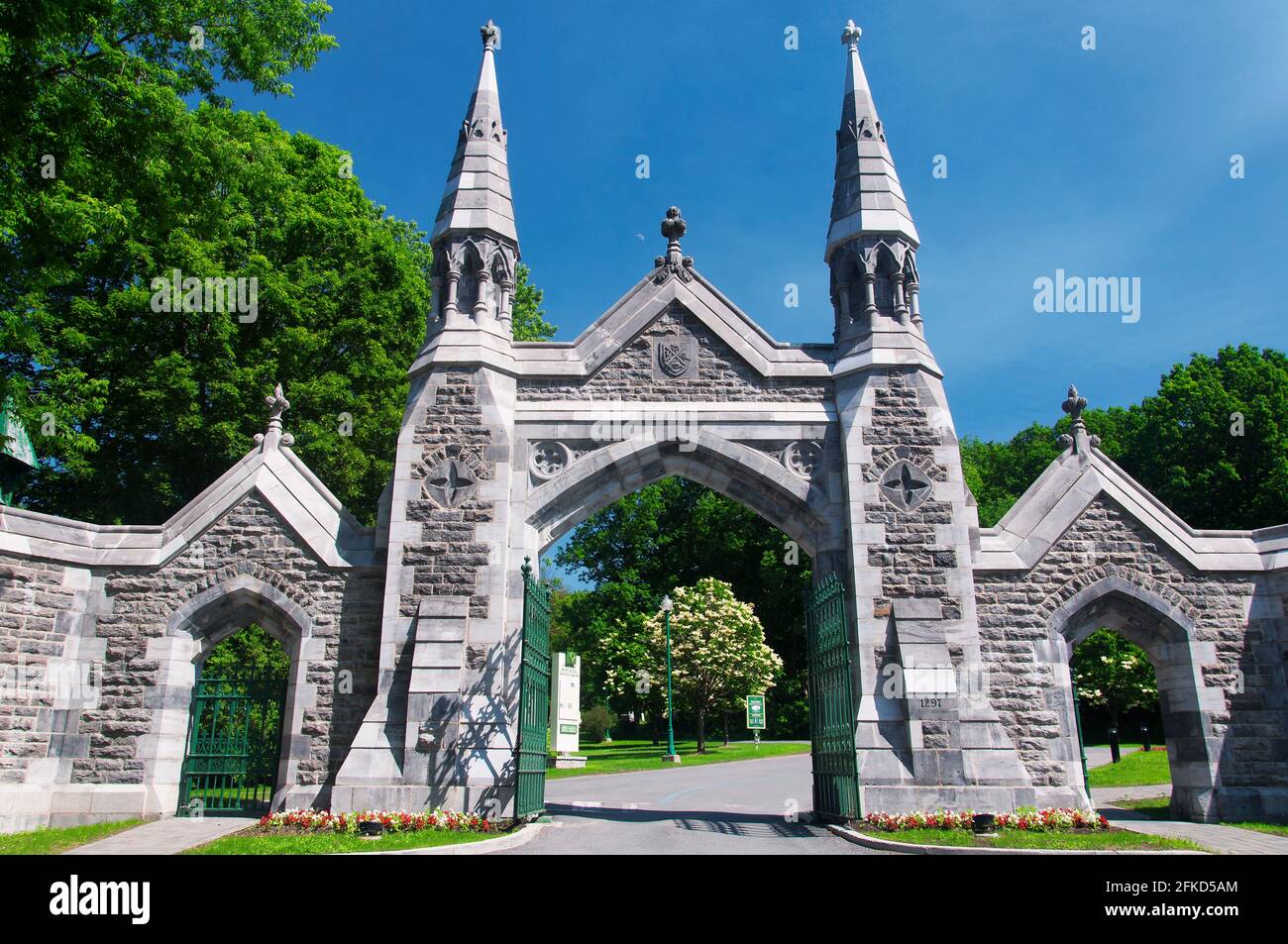 Mount Royal Cemetery And Funeral Complex